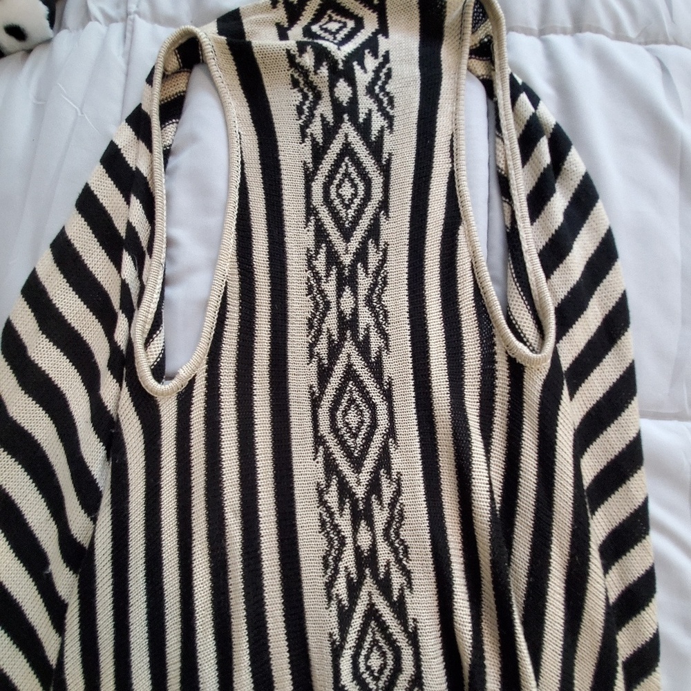 Knit Striped Vest w/ Fringe